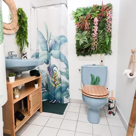 Jungle Proche De La Gare Grenoble